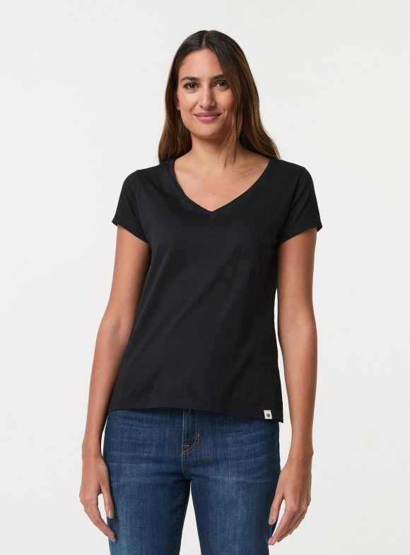 Remera Escote V